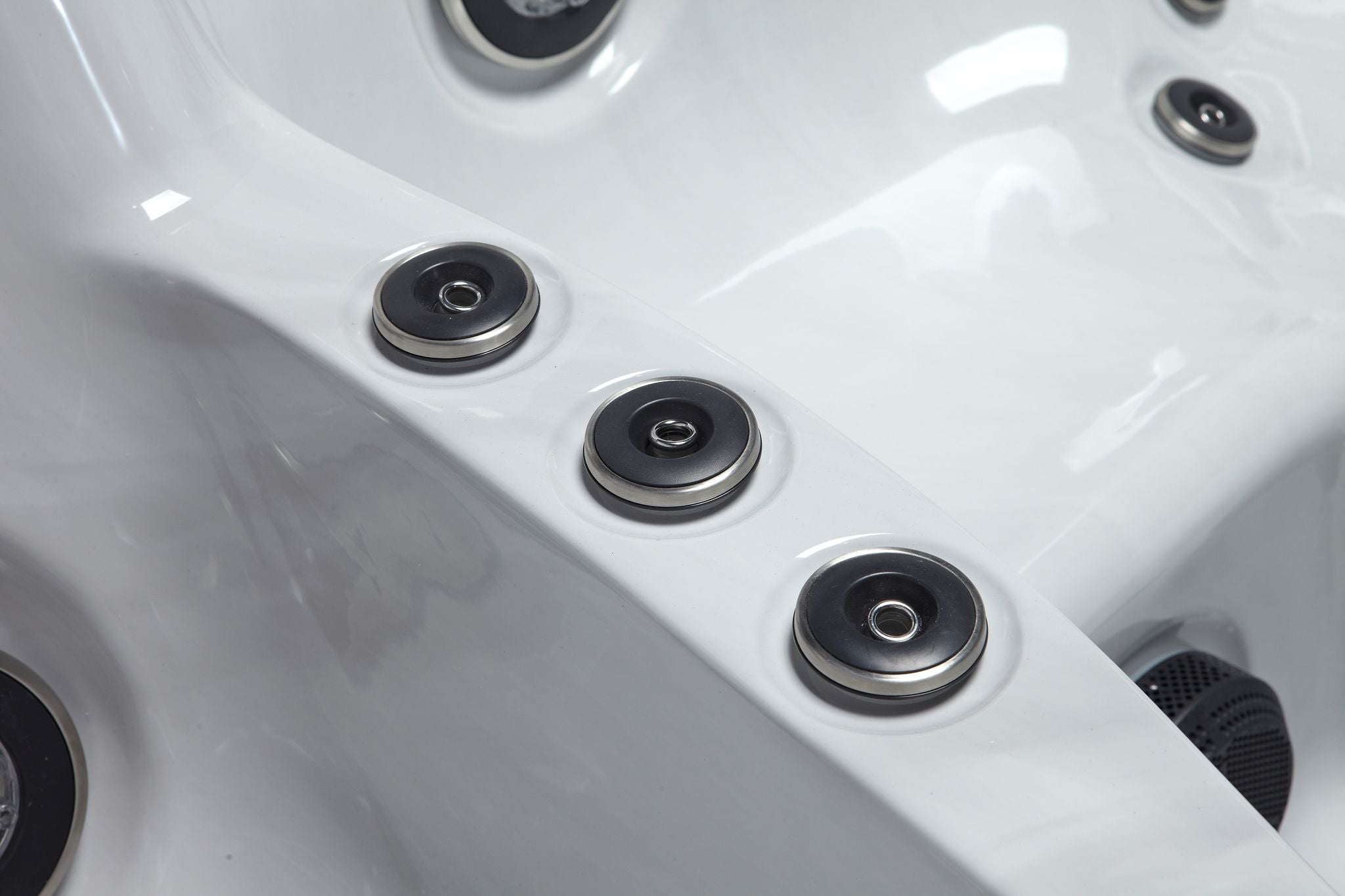Platinum Spa Premium Maximus <br/> (99 jets / 1 lounge)
